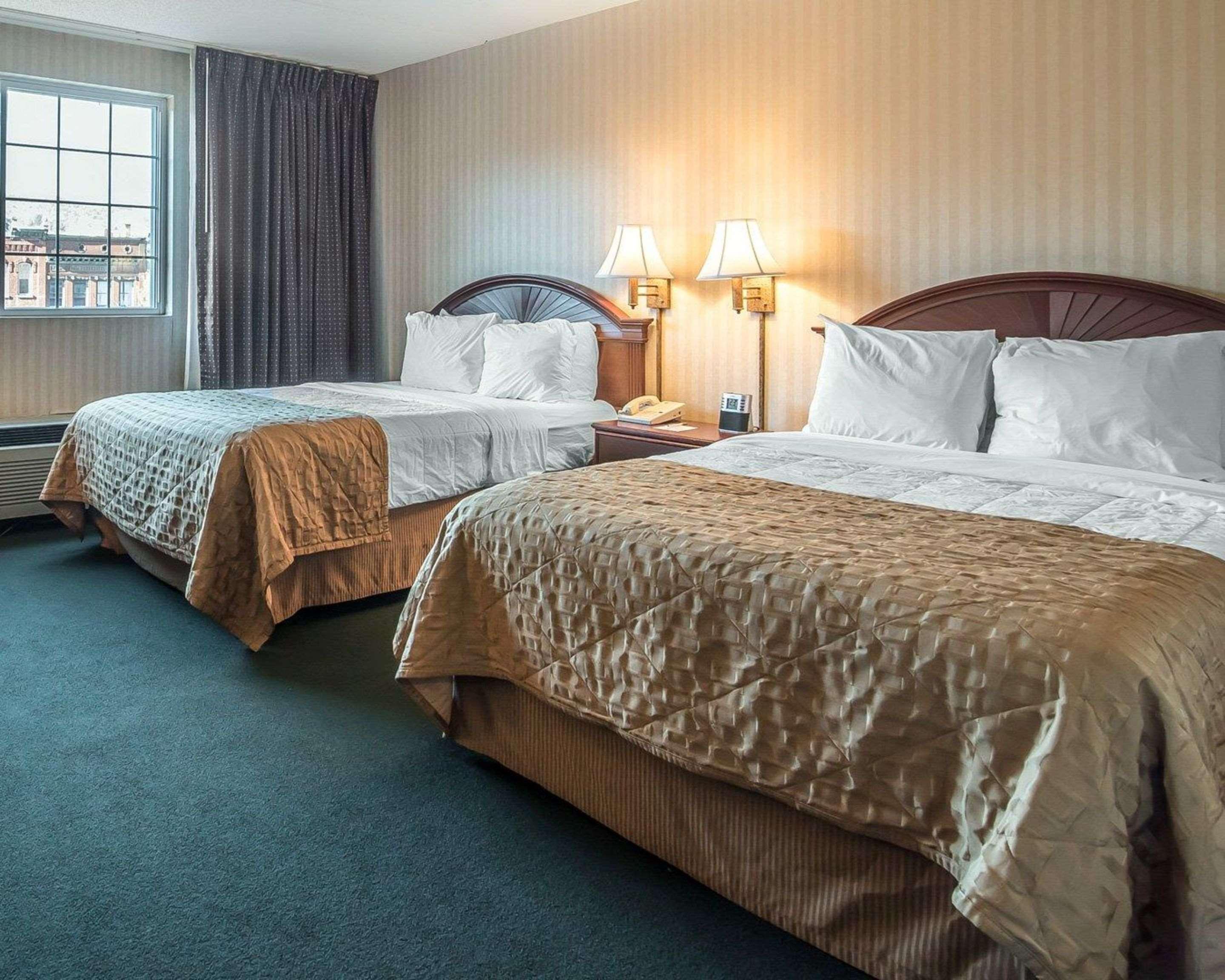 The Marx Hotel - Downtown - University Area Oneonta Dış mekan fotoğraf